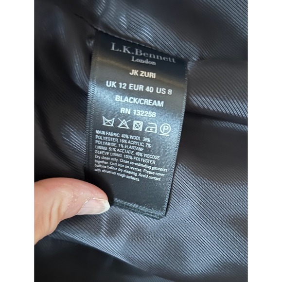 LK Bennett London Black Cream Zuri Tweed Frayed Edge Blazer Jacket US 8 - Picture 10 of 11